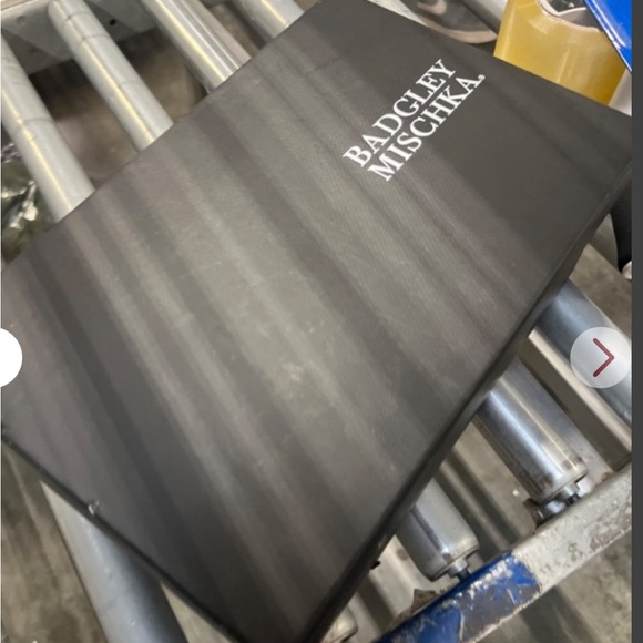 Badgley Mischka Clara Heeled Sandals size 5 - Picture 3 of 5